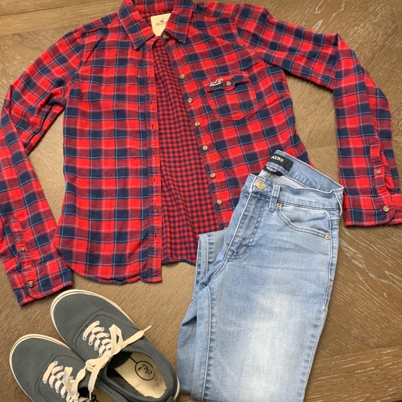 Hollister red & navy plaid flannel button down shirt Size S - Picture 13 of 17